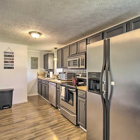 Dog-Friendly Fayetteville Home With Hot Tub! Esterno foto