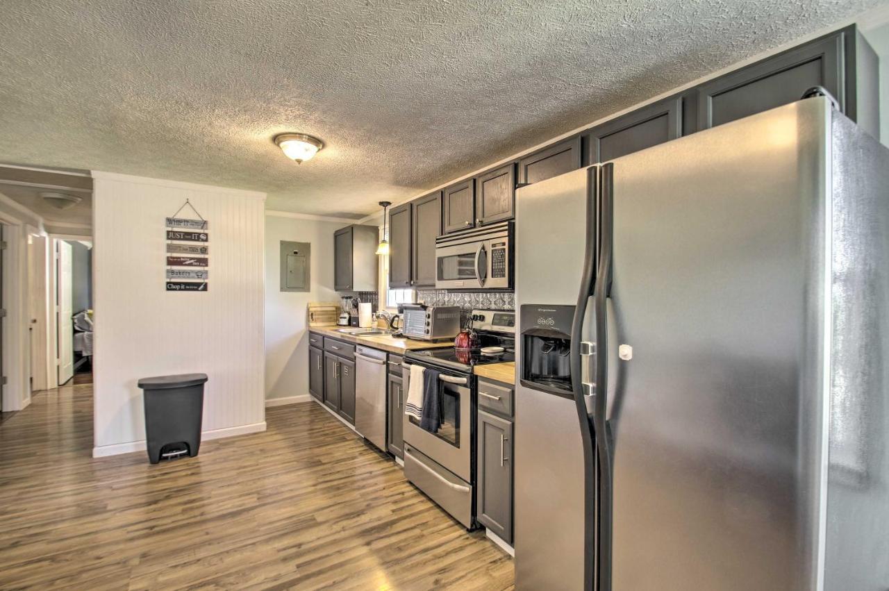 Dog-Friendly Fayetteville Home With Hot Tub! Esterno foto