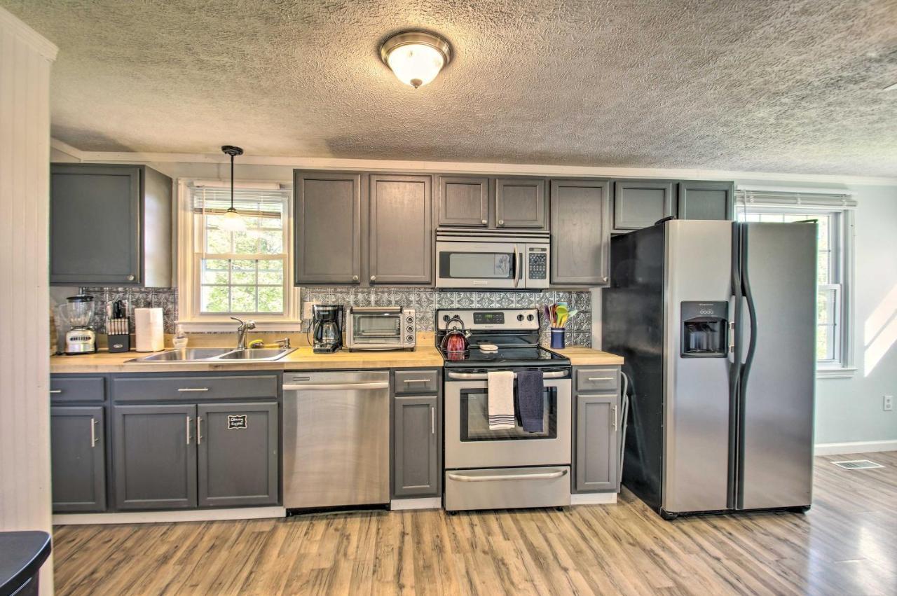 Dog-Friendly Fayetteville Home With Hot Tub! Esterno foto