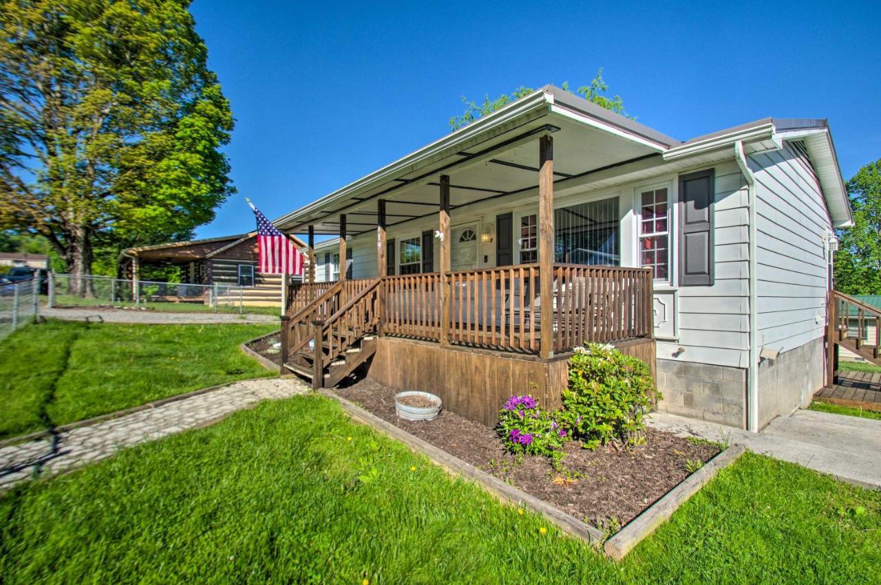 Dog-Friendly Fayetteville Home With Hot Tub! Esterno foto