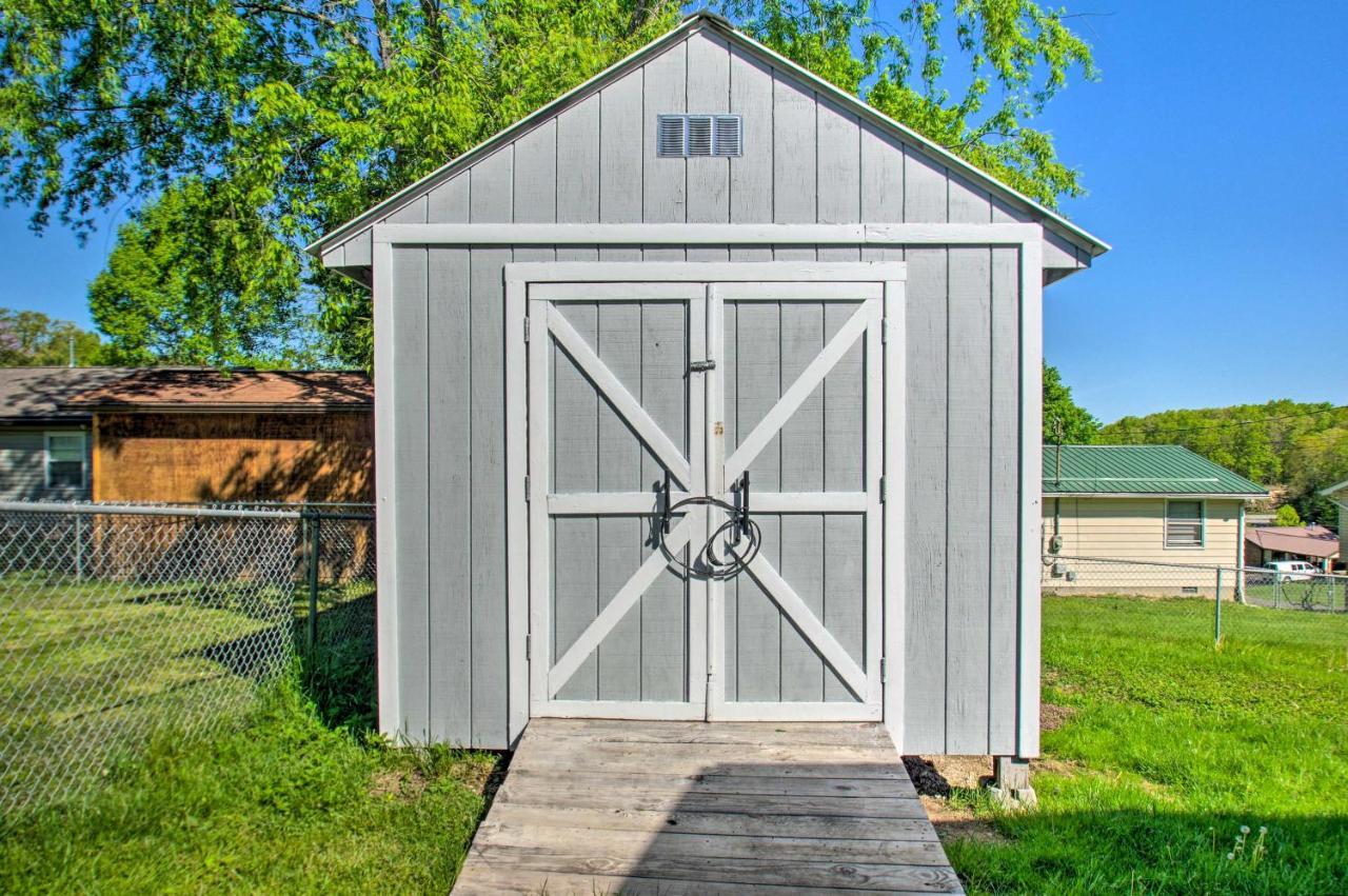 Dog-Friendly Fayetteville Home With Hot Tub! Esterno foto